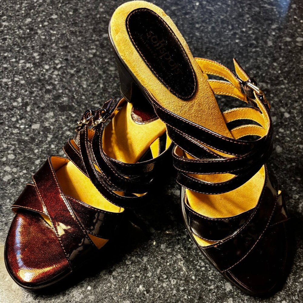 Softspots Nadine brown patent 9w 3" mule slide sandals, like new